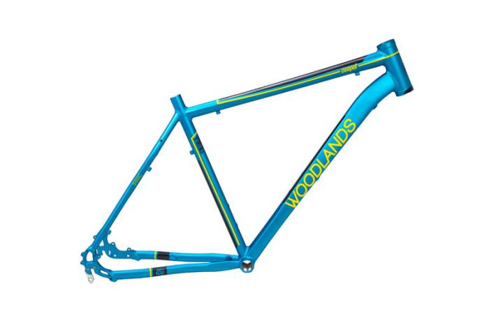 Váz dob woodlands cross 700c 28/19 medium kék ys2252 dobozolt