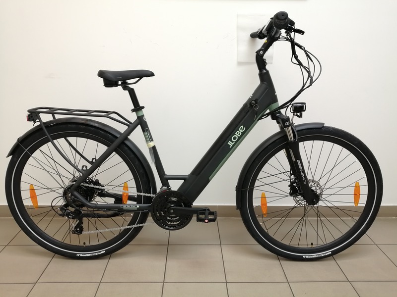 NEUZER LLOBE YUKON 2.1 LADY FEKETE /ZÖLD 52CM