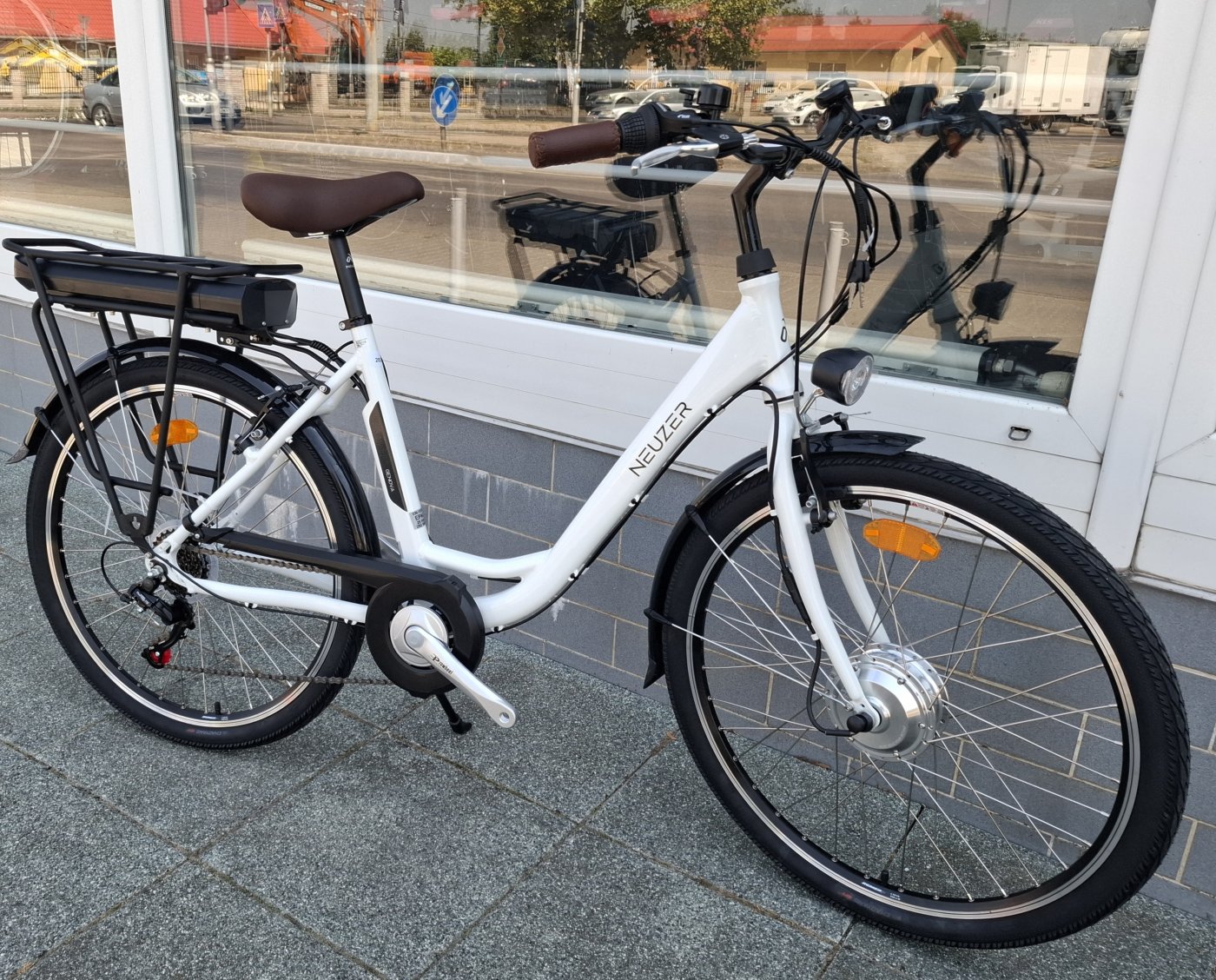 Neuzer Genova ALU 26