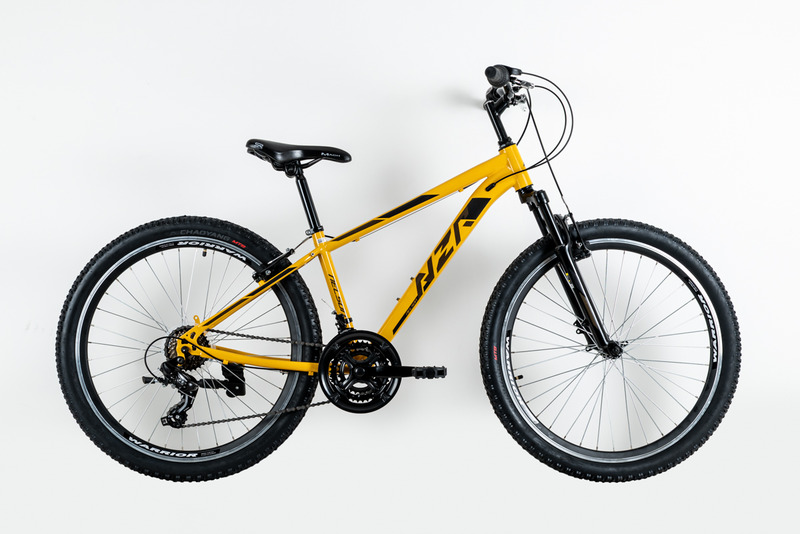 Neuzer Nelson 30 férfi 15 aranysárga/fekete teleszkópos