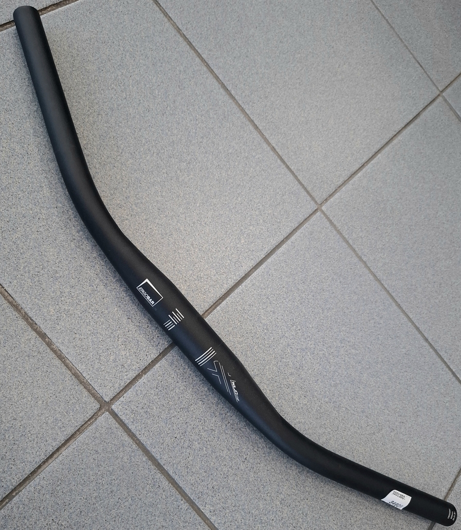 XLC Ergobar 31,8x600mm matt fekete OEM