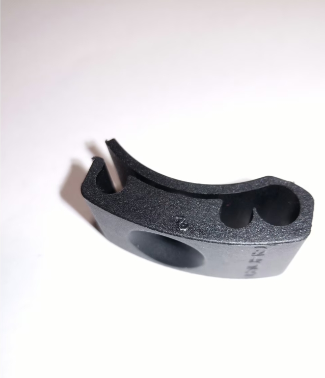 Ghost bowdenrögzítő vázra, 3-as