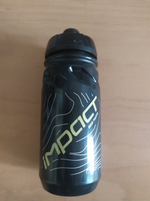 Roto kulacs (600ml) fekete BPA mentes
