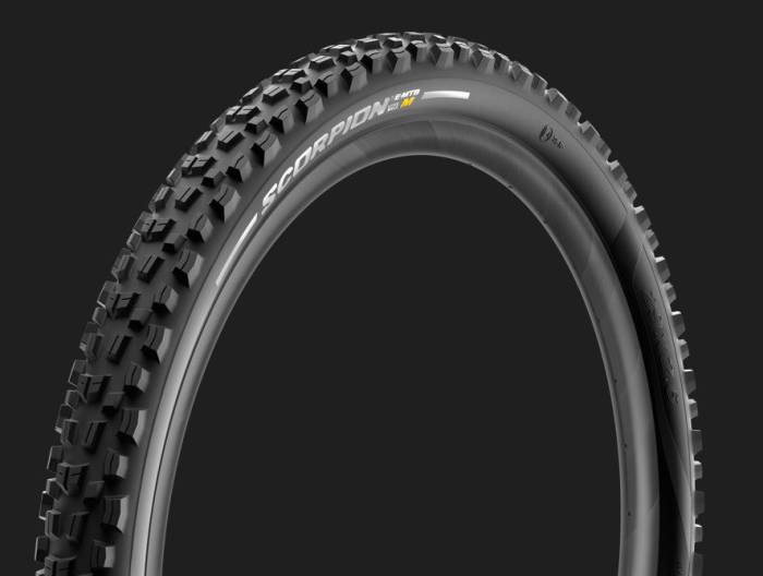 Külső Pirelli Scorpion™ E-MTB M Clasic 29" x 2,6 (65-622) Tubeless ready(belső nélküli) fold., defektvédelem: HyperWALL™ fekete/beige