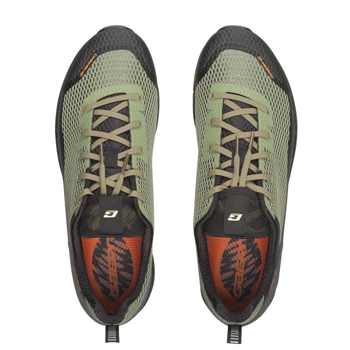 Cipő Gaerne túracipő G.IZAR 4811-013 fűzős zsályazöld/narancs EU-43 JP-27 (All Terrain) MY26