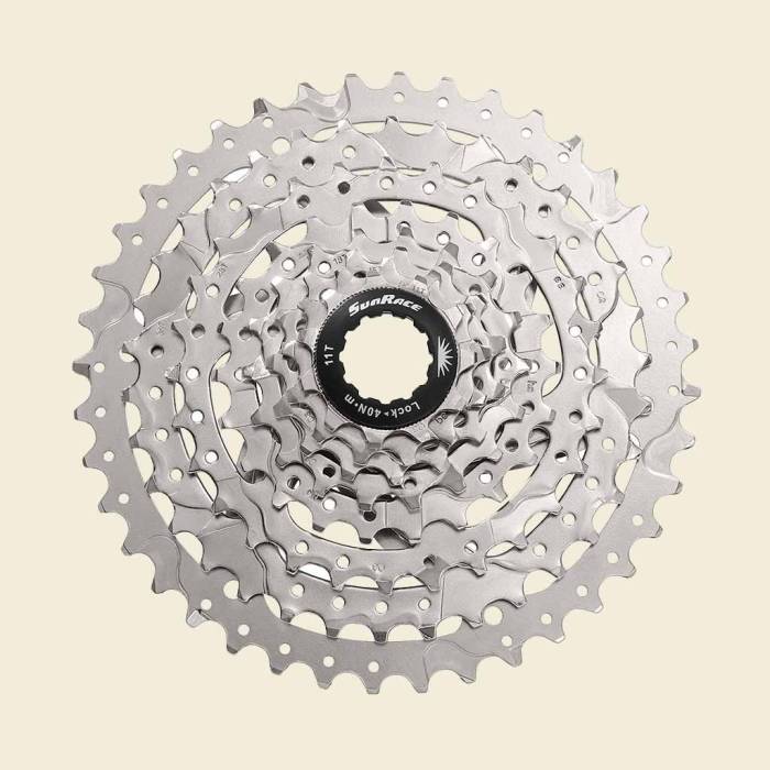 Kazettasor SunRace 8V 11-42T króm (CSM680)