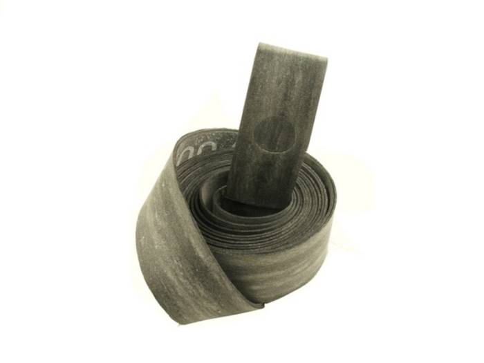 Tömlövédõ szalag 28-as gumi