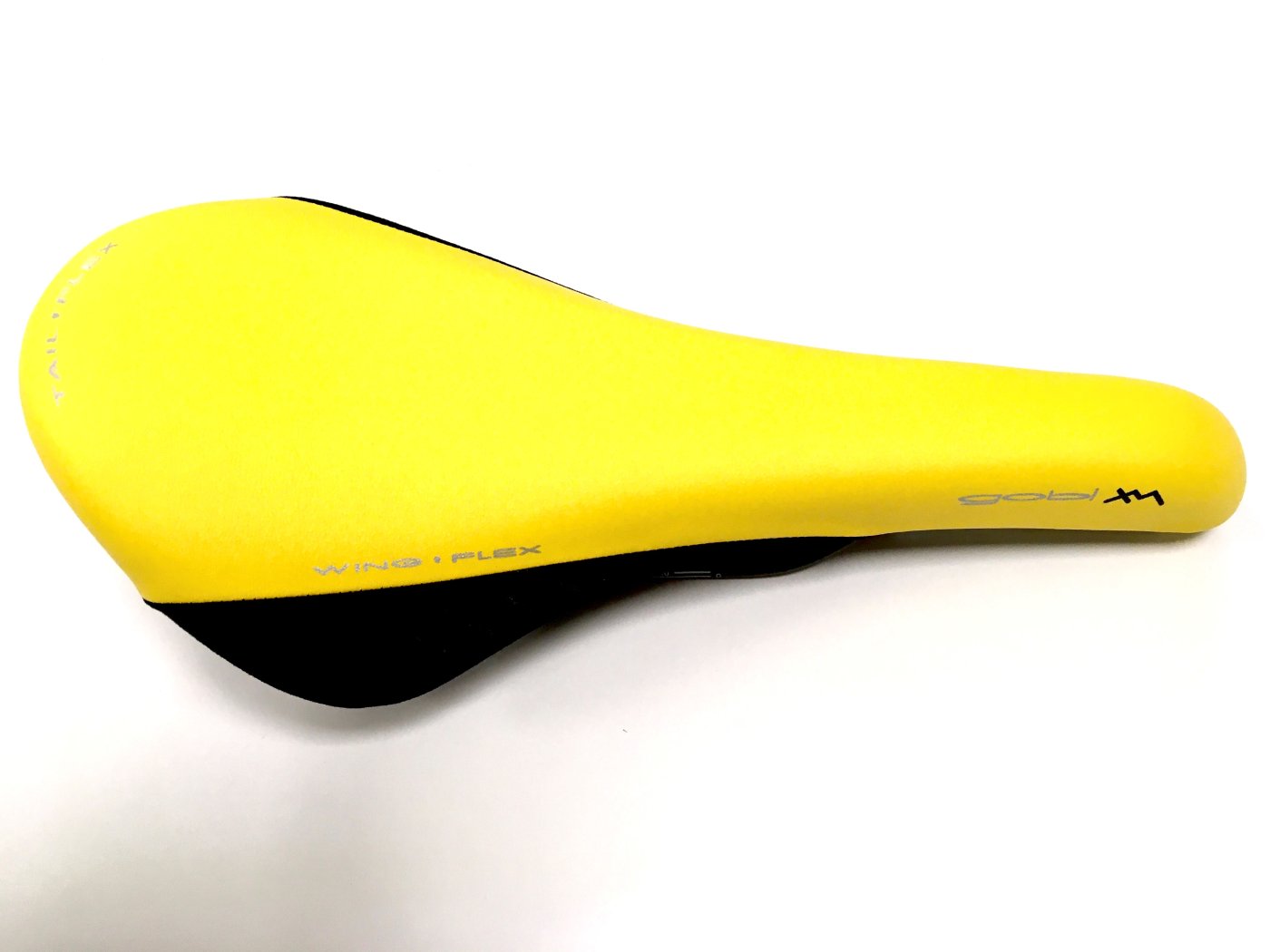 Nyereg Fizik Gobi XM, yellow/blk, code:7035SXC229893