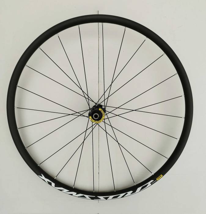 Rear w. Mavic CrossMax 29 INTL 12x148 (w/o tyre) R2468110