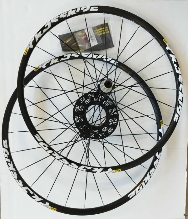 Fűzött kerék Mavic Crossride L.29 Int.15x100/12x142mm, P6810110