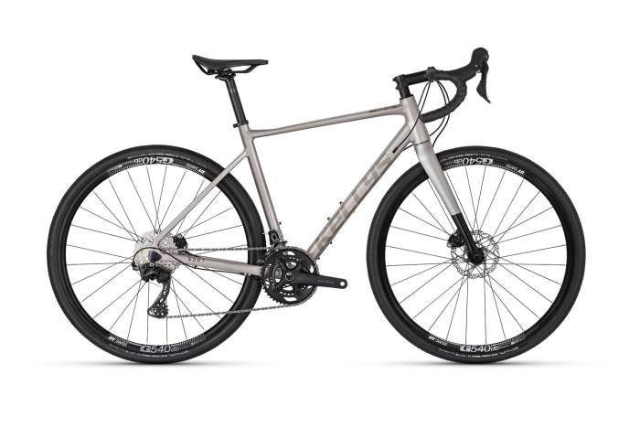 KELLYS Soot X70 Silver Sand M